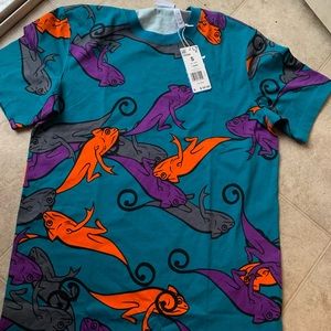 Adidas graphic t size small